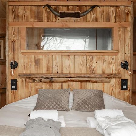 Willa La Cabane Ofuro Celles  Zewnętrze zdjęcie
