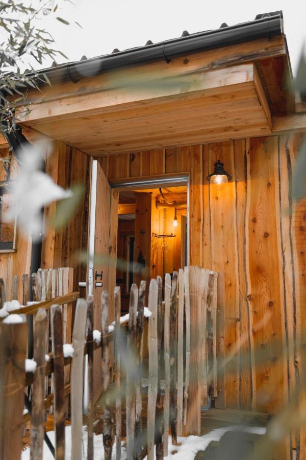 Willa La Cabane Ofuro Celles  Zewnętrze zdjęcie