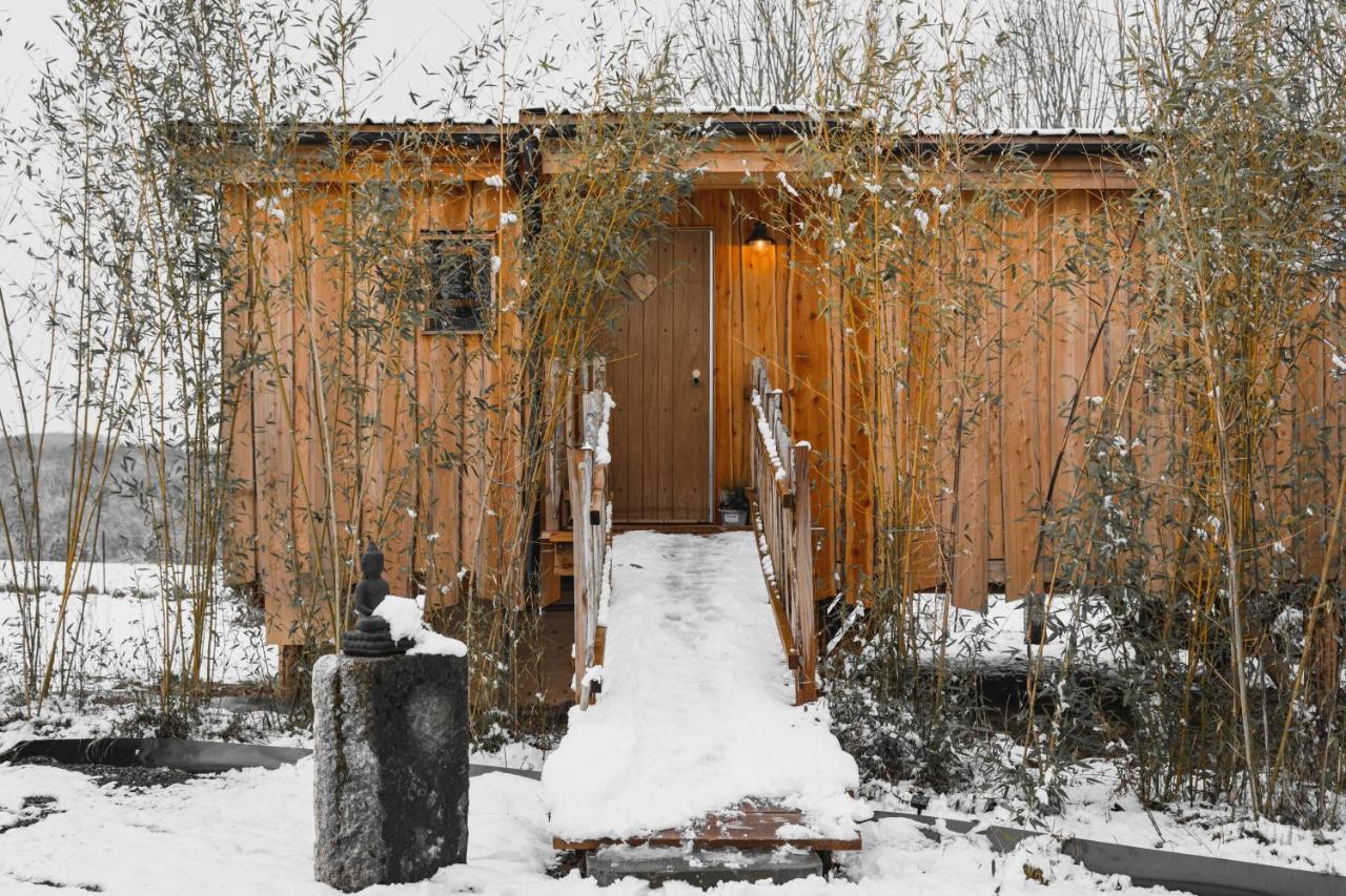 Willa La Cabane Ofuro Celles  Zewnętrze zdjęcie