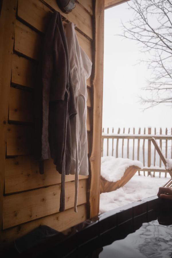 Willa La Cabane Ofuro Celles  Zewnętrze zdjęcie